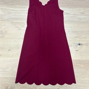 Ann Taylor Scalloped Hem Sleeveless Dress in Burgundy